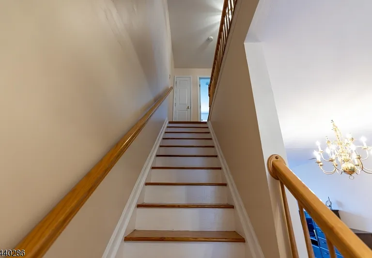 248 Warren St — Photo 14
