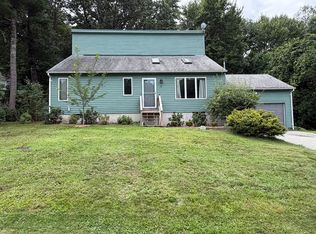 16 Clark St, Belchertown, MA 01007