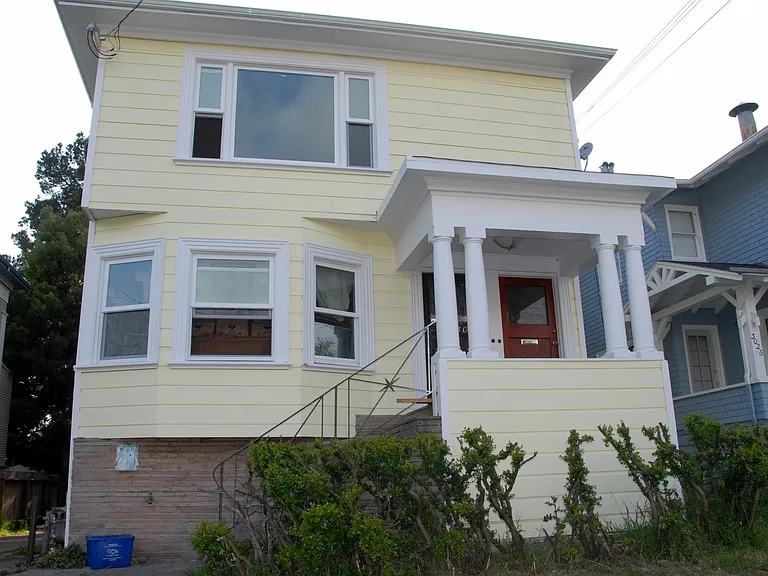 3030 College Ave — Photo 8