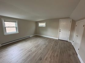 21 Fifield St, Watertown, MA