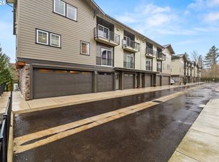 12043 SE High Creek Rd #A, Happy Valley, OR 97086