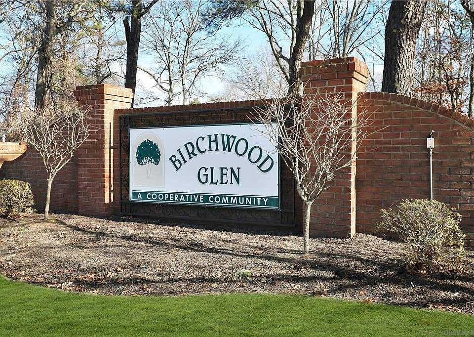1st image of 10 Glen Hollow Dr APT C43