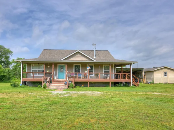 1142 Route F, Anderson, MO 64831
