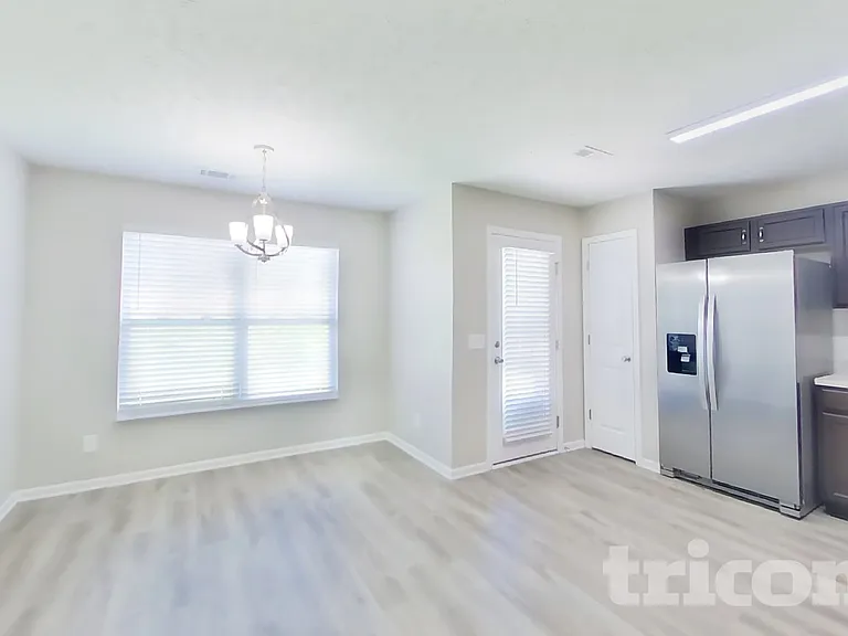 125 Ivy Hill Ln — Photo 6