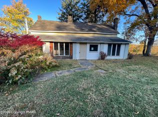 1602 Middle Rd, Stroudsburg, PA 18360