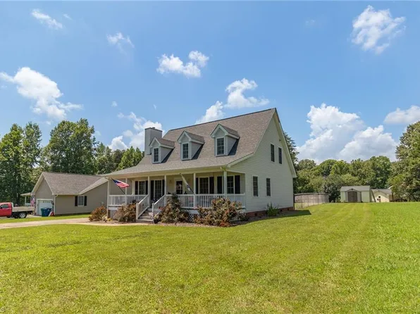 260 Tanglebrook Trl, Eden, NC 27288