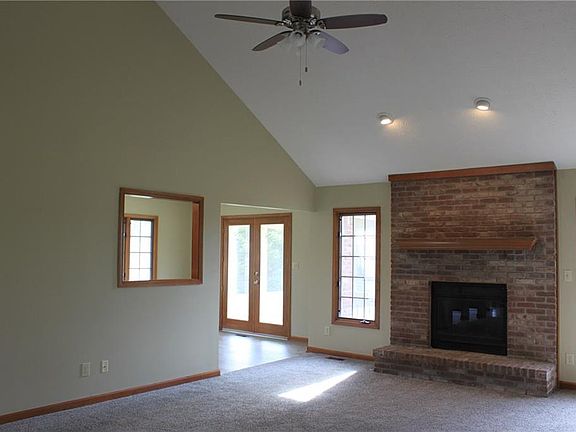 4th image of 7197 Lombardi Dr