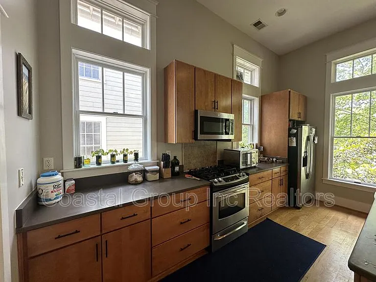 4635 Pleasant Ave #D — Photo 14