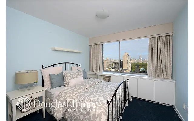 Sold by Douglas Elliman | media 6