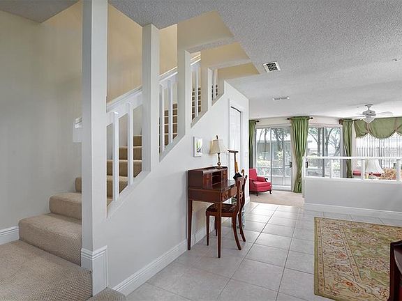 3rd image of 665 Oak Haven Dr Unit 105