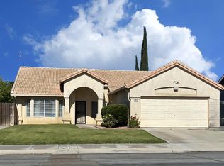 1855 Place Rd, Los Banos, CA 93635