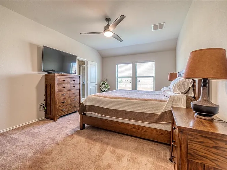 2100 Littleton Dr — Photo 19