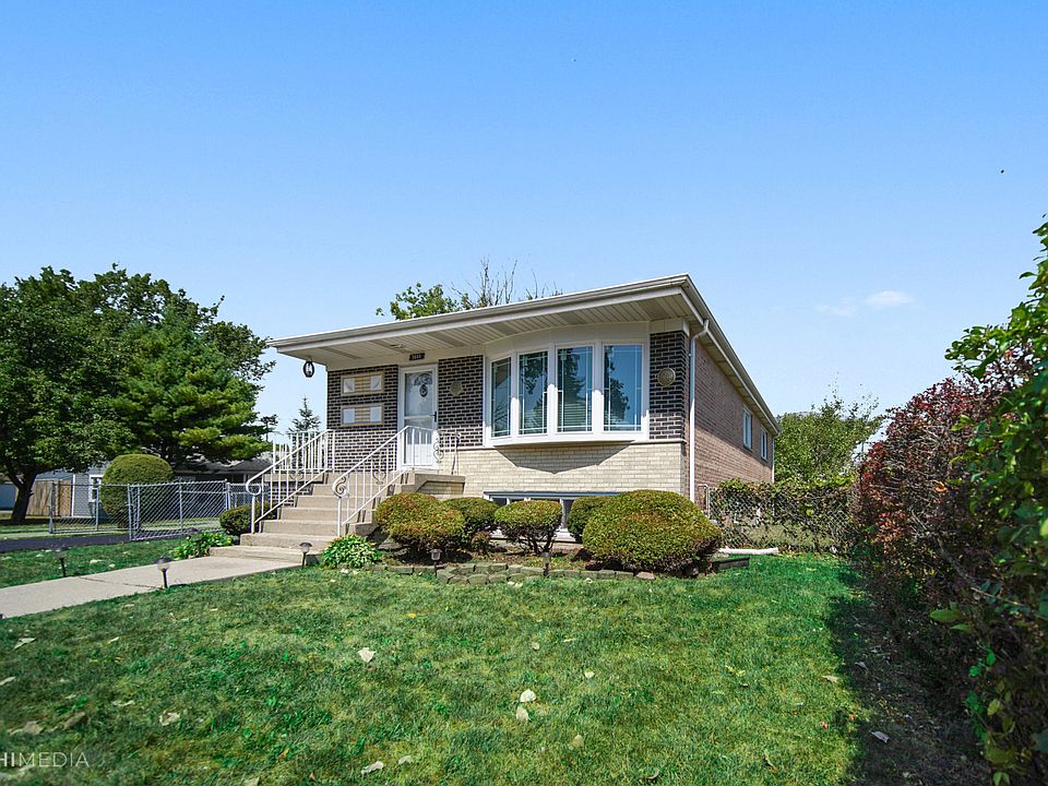 1st image of 5644 W 87th Pl