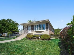 5644 W 87th Pl, Oak Lawn, IL 60453