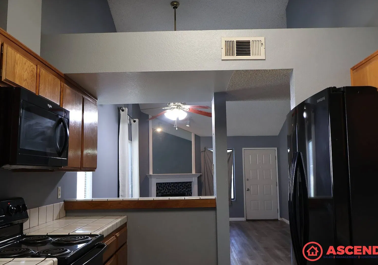 7800 Westfield Rd — Photo 3