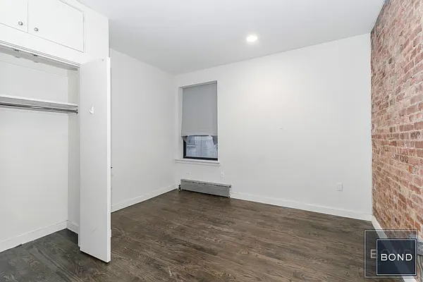 Rented by Bond New York | media 6