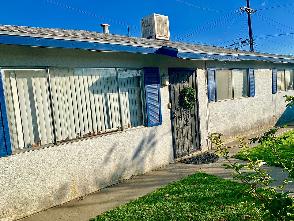 2nd image of 5211 1/2 S Portola Ave