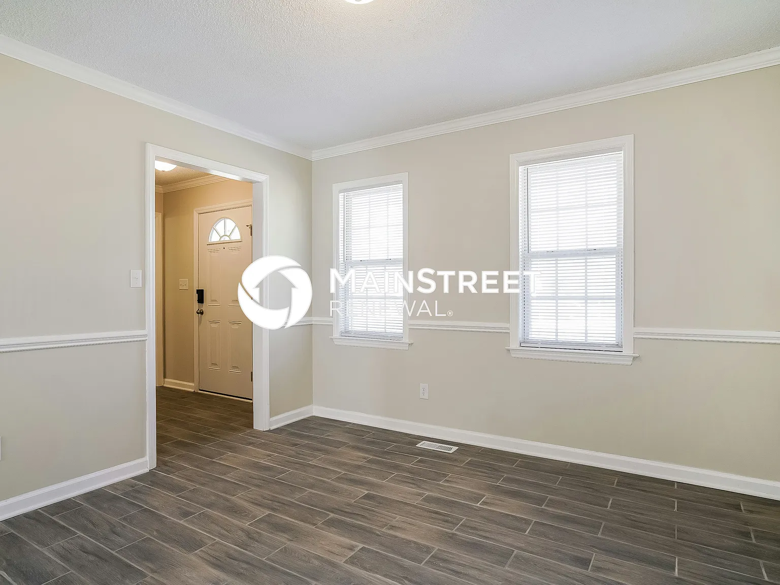321 Hocutt Dr — Photo 4