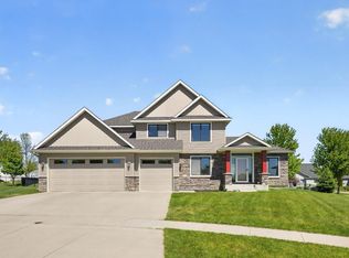 1721 Echo Ridge St SW, Rochester, MN 55902