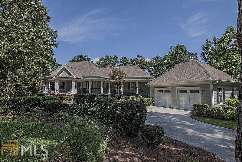 1st image of 1021 Oliver Ln