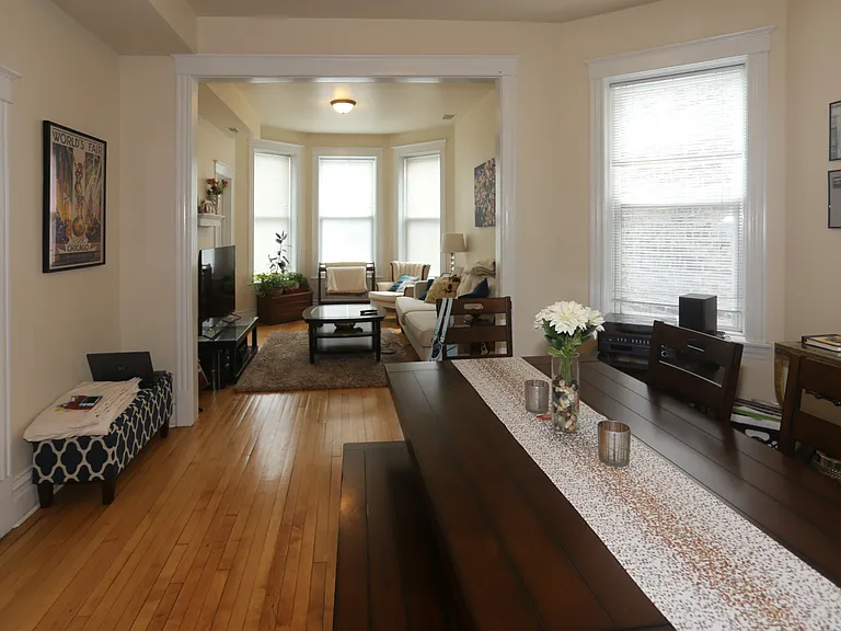 1650 N. Rockwell — Photo 17