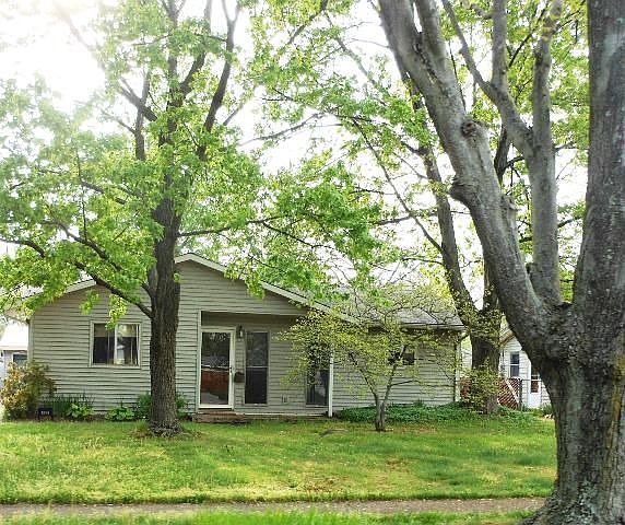 1st image of 429 Hazel Dr