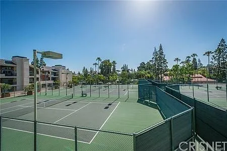 21500 Burbank Blvd #304 — Photo 3