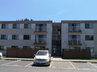 7240 Lindsay Rd #213, Richmond, BC V7C3M6