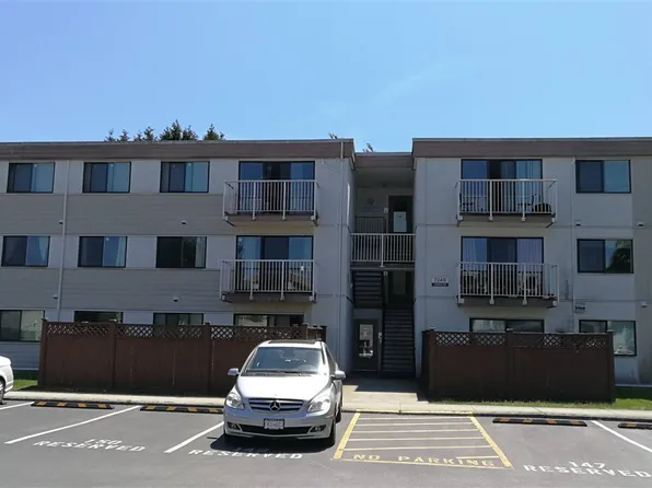 7240 Lindsay Rd #213, Richmond, BC V7C 3M6