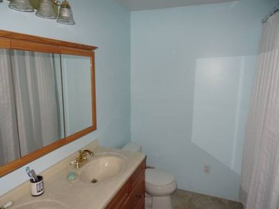 339 N Deerfield Ave, Lansing, MI, 48917