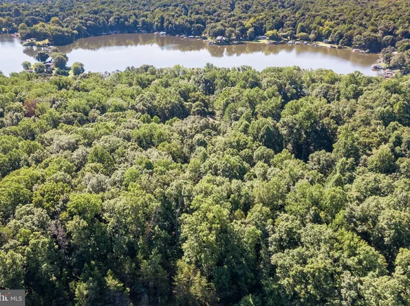 0 N Lakeshore Dr, Louisa, VA 23093