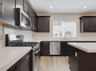 1577 Castillo Way Unit 7, Vista, CA 92081