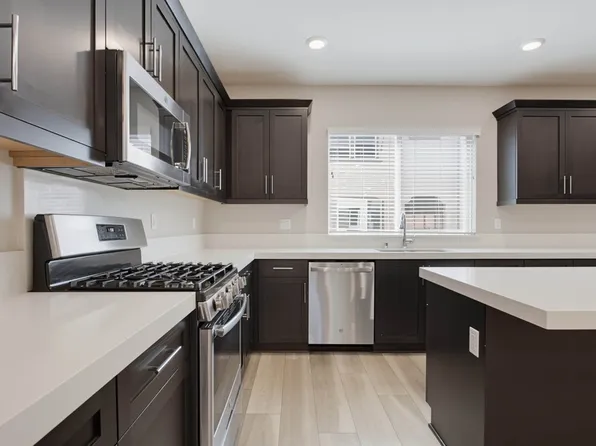 1577 Castillo Way Unit 7, Vista, CA 92081