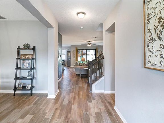 3rd image of 10435 Arbor Groves Pl