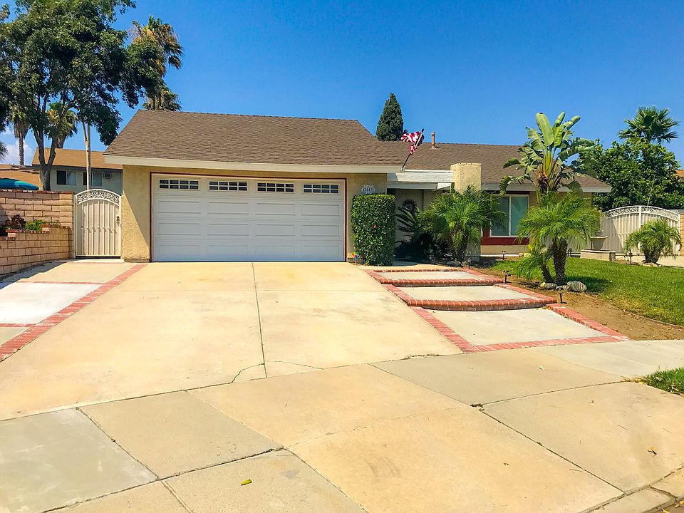 1st image of 2847 E Tam O Shanter Ct