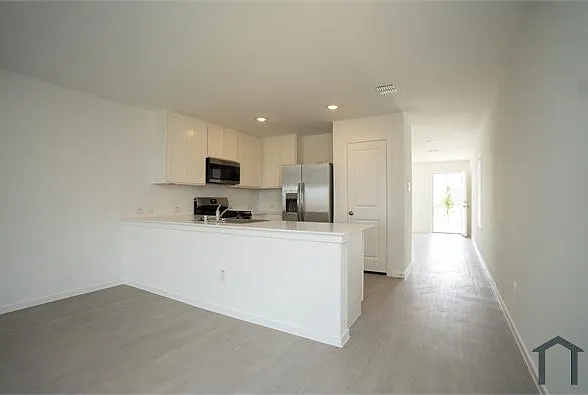 1204 Canyon Wren Dr — Photo 8