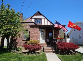 561 Tennyson Ave, Baldwin, NY 11510