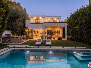 144 N Bowling Green Way, Los Angeles, CA 90049