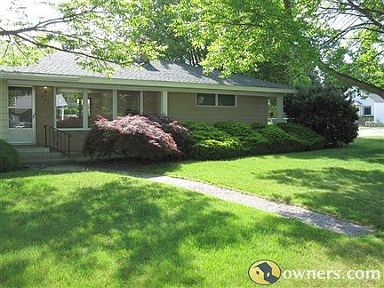 Lovely valley rancher