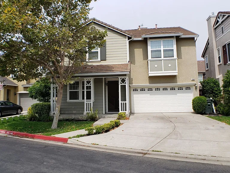 3940 Hidden Grove Ln — Photo 2