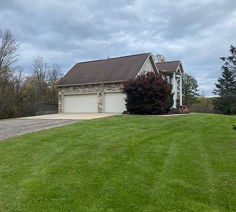 3rd image of 2681 Dakota Dr