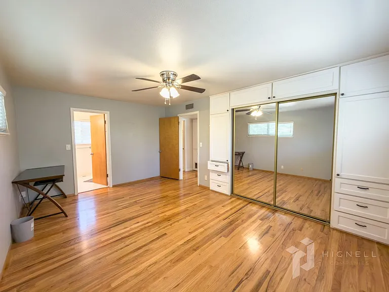 1094 Manzanita Ave — Photo 10