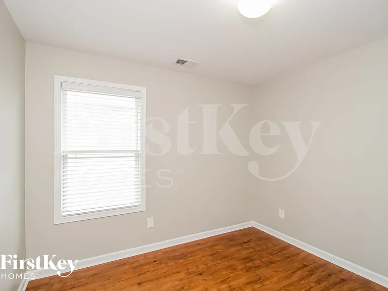 20 Oakbrook Dr — Photo 11