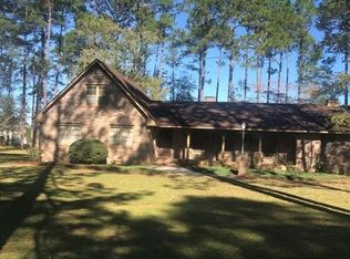 805 William Henry Rd, Claxton, GA 30417