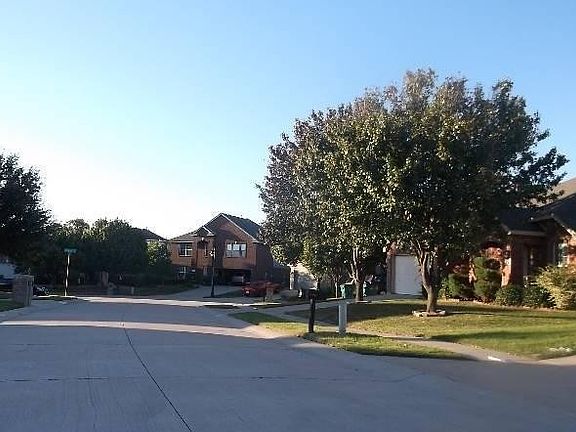 4th image of 800 Piedmont Dr