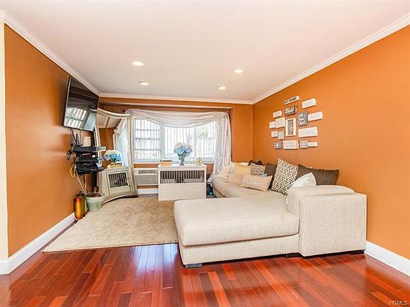 4th image of 3240 Riverdale Ave APT 5E