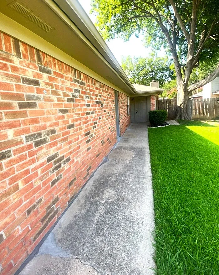 2 bed, 2.0 bath, 964 sqft, $1,700 — Photo 3