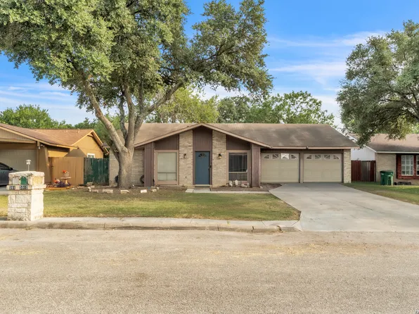 5910 LAKE PINES ST, San Antonio, TX 78222