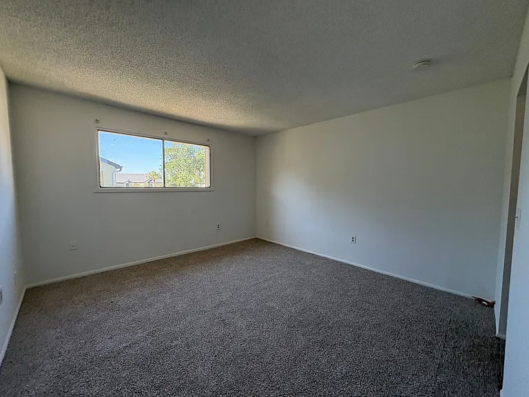 944 Lake Destiny Rd #E — Photo 9