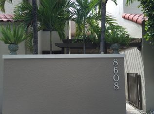 8608 SW 79th Pl, Miami, FL 33143